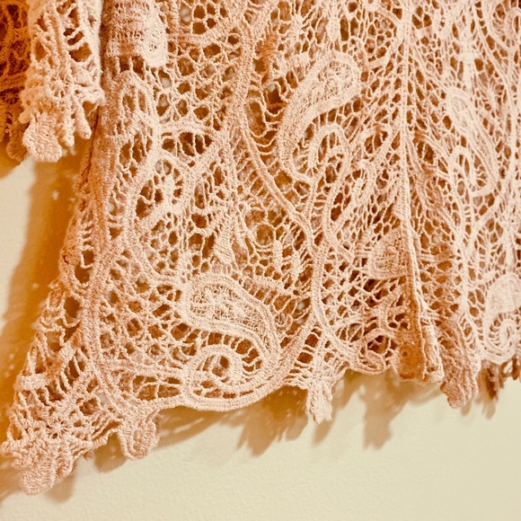 ❌SOLD❌ ADIVA Blush Crochet Lace 3/4 Top NWOT - Picture 4 of 7